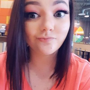 Meet your Posher, Kara